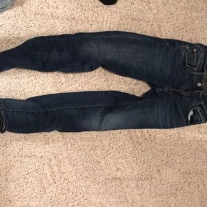 American eagle 28x32 dark wash blue jeans